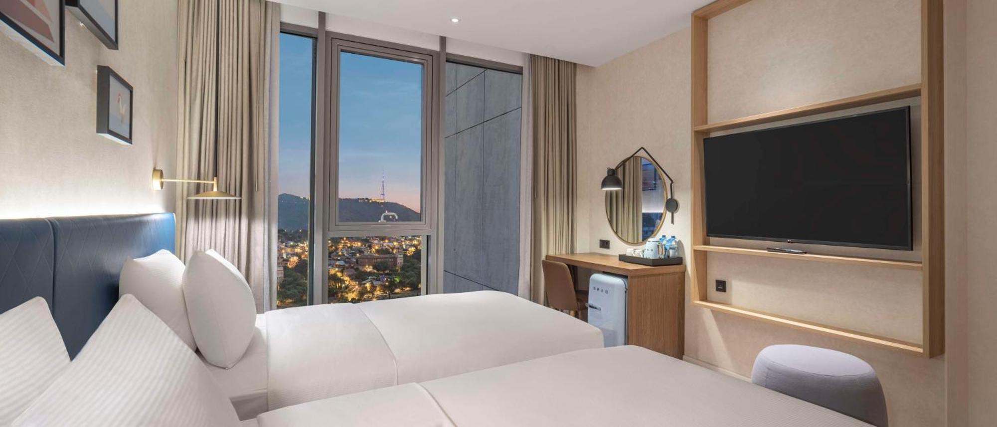 Hilton Garden Inn Tbilisi Riverview Extérieur photo