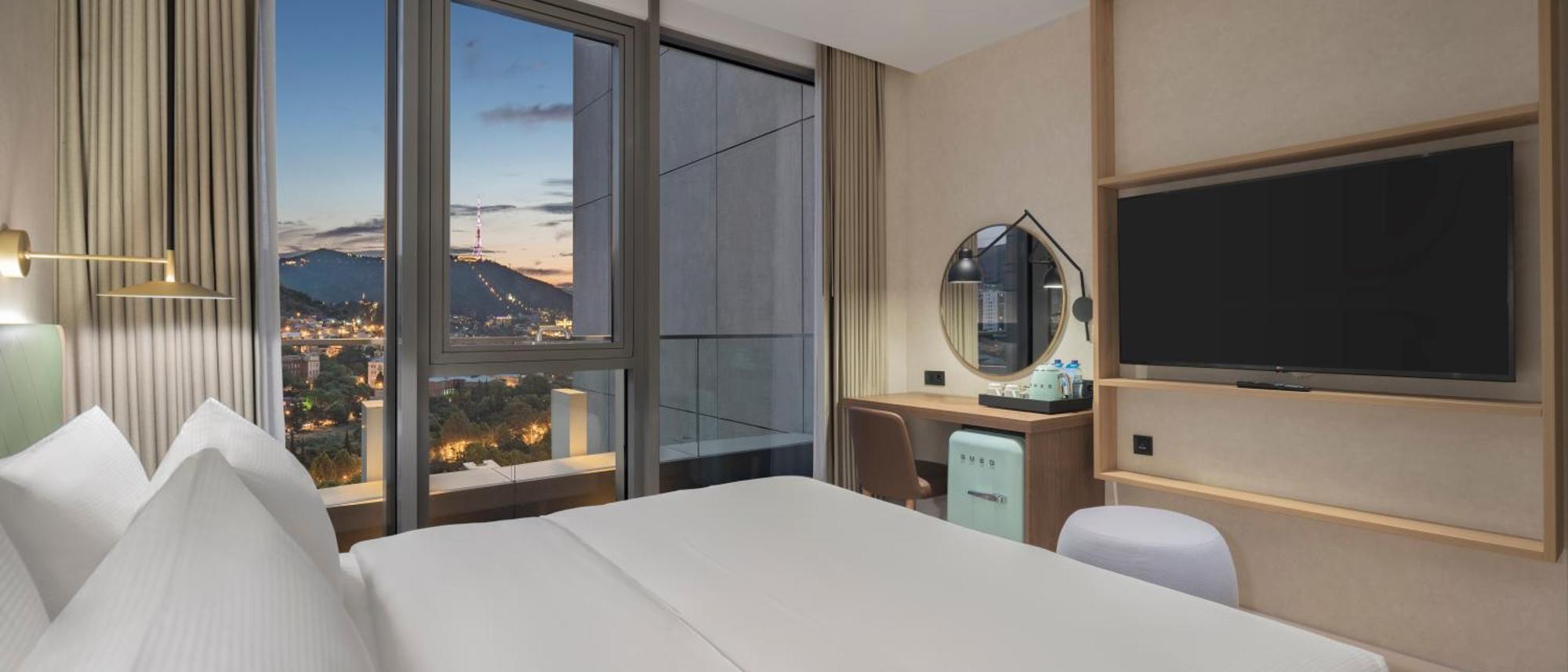 Hilton Garden Inn Tbilisi Riverview Extérieur photo